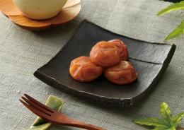 至福の逸品 木箱入り和歌山県産「紀州南高梅」8個の商品画像