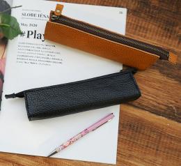 【名入れ代込】 本革三角ペンケース　専用箱入り　※別途版代の商品画像