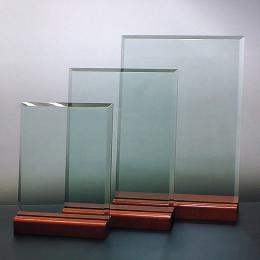 [サンドブラスト加工代込]　ソーダガラス　盾　中　DSP-2B　※版代別途の商品画像