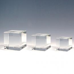 【レーザー 名入れ代込】 クリスタルキューブスクエア小 ※別途見積の商品画像