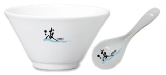 女性に喜ばれる : 化粧ポーチ・タウンバッグ・ミラー・セルフケアグッズ